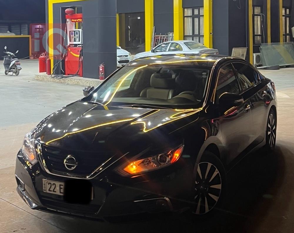 نيسان ألتيما